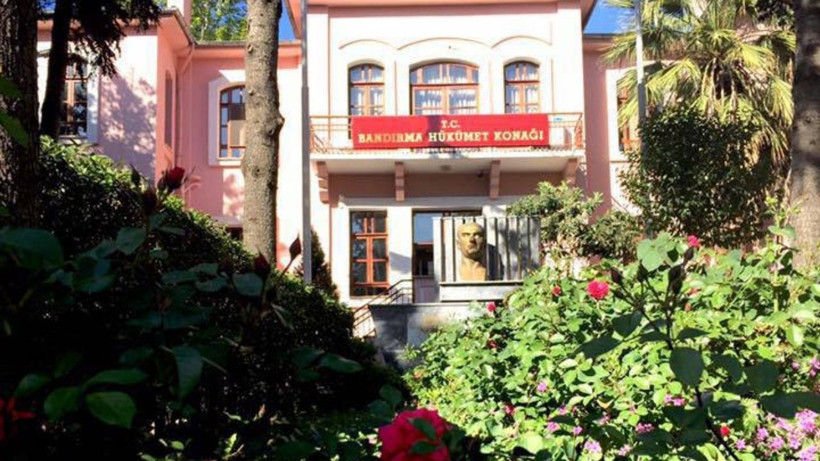 Bandırma Kaymakamlığı'ndan Bahçe Kapatma İddialarına Açıklama