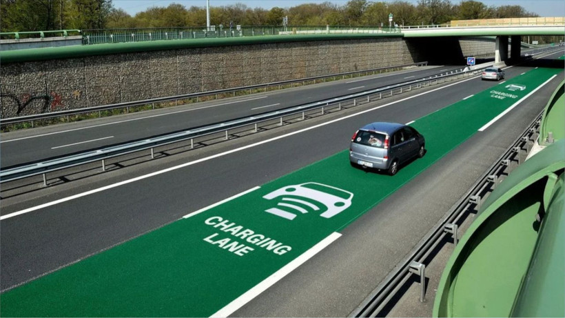 Artık Kablosuz Şarj Eden Otoyol Hayal Değil