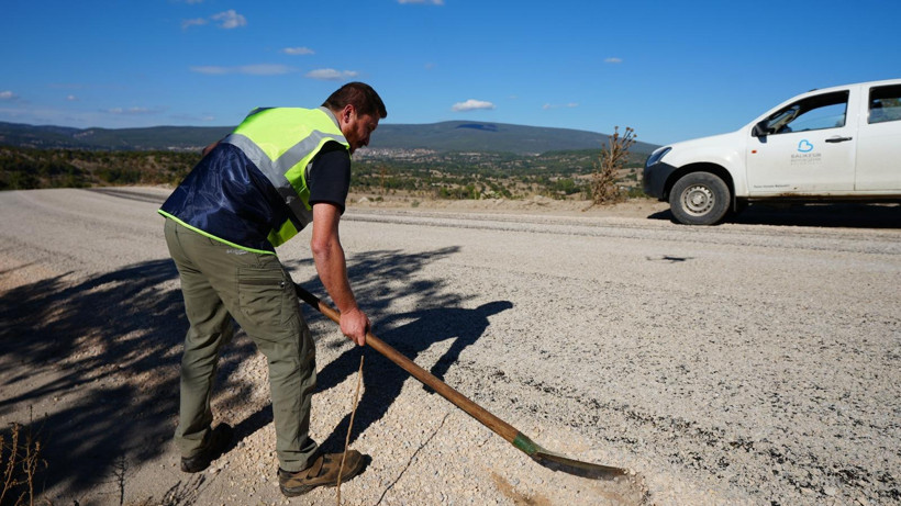 Büyükşehir kırsal mahalle yollarını asfalta kavuşturuyor