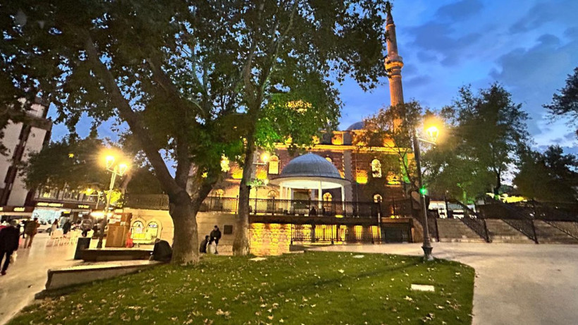 Balıkesir'in Zağnospaşa Meydanının İsmi Ne Olacak? Değiştiriliyor mu? Canbey'den Sert Tepki!