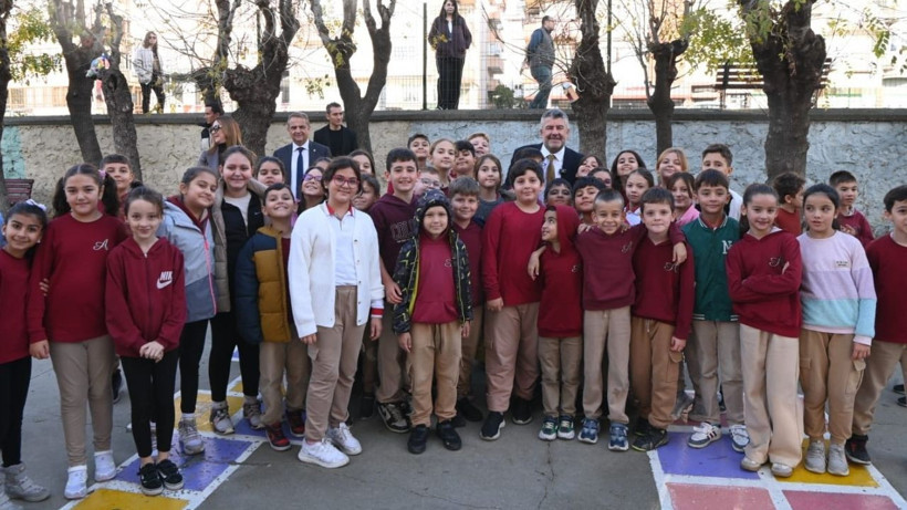 Karesi Belediye Başkanı’ndan 24 Kasım Öğretmenler Günü Ziyareti