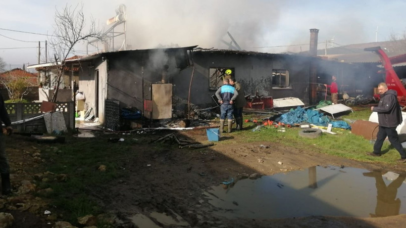 Gönen’de Ev Yangını Paniğe Neden Oldu