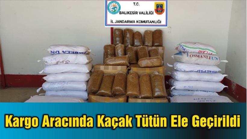 Kargo Aracında Kaçak Tütün Ele Geçirildi