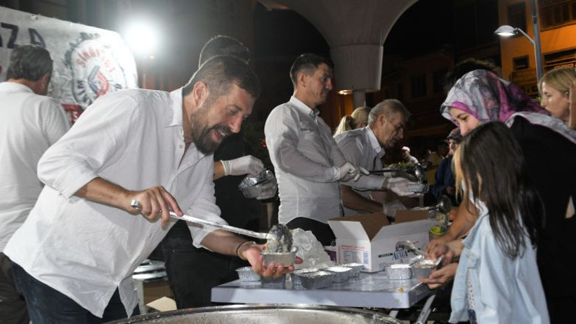 Sındırgı'da Bereketin Simgesi Kaselere Doldu
