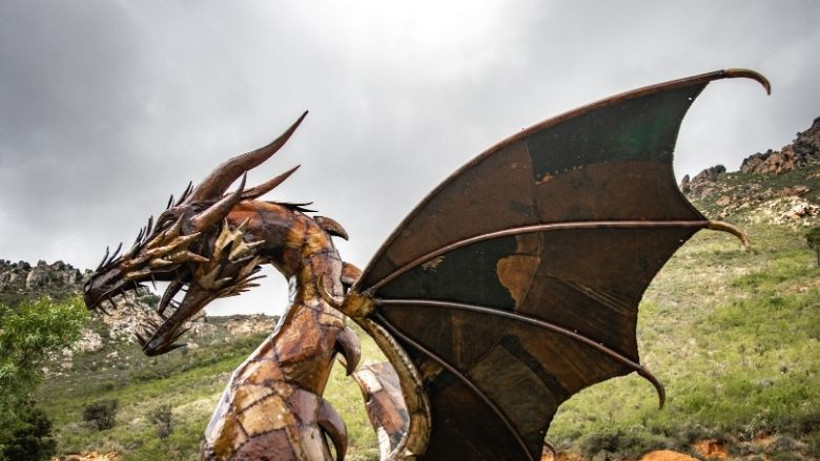 Efsanelerdeki Büyülü Varlıklar