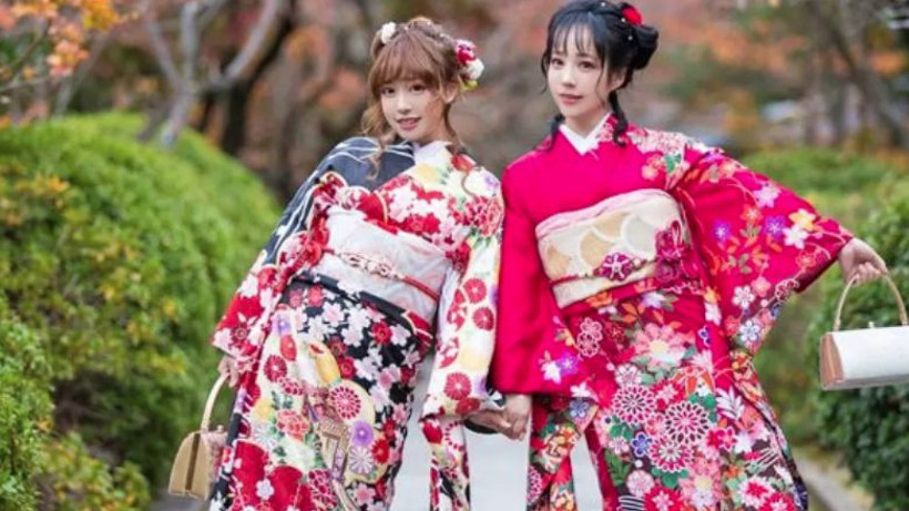 Kimono Nedir ve Ne Anlama Gelir ?