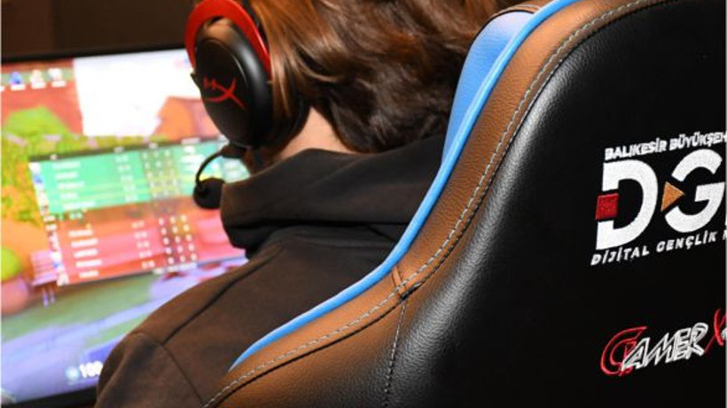 Gençler DGM’de klavyeleri ağlattı