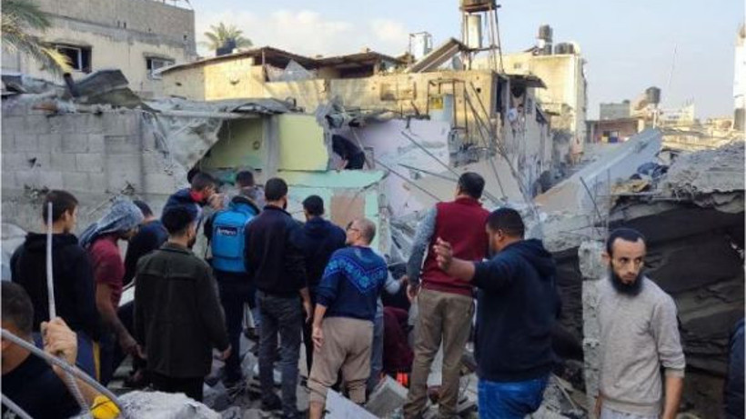 İsrail, Maghazi Mülteci Kampı’na bomba yağdırdı: 18 ölü