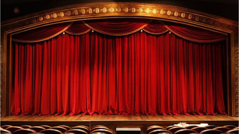 ‘Aşk Karton Medya’ Tiyatro Oyunu Ertelendi