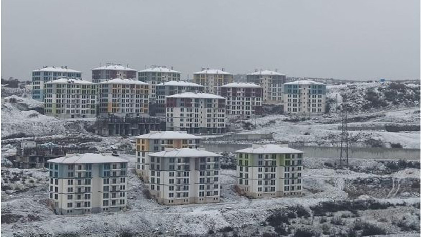 Balıkesir Merkeze İlk Kar Düştü