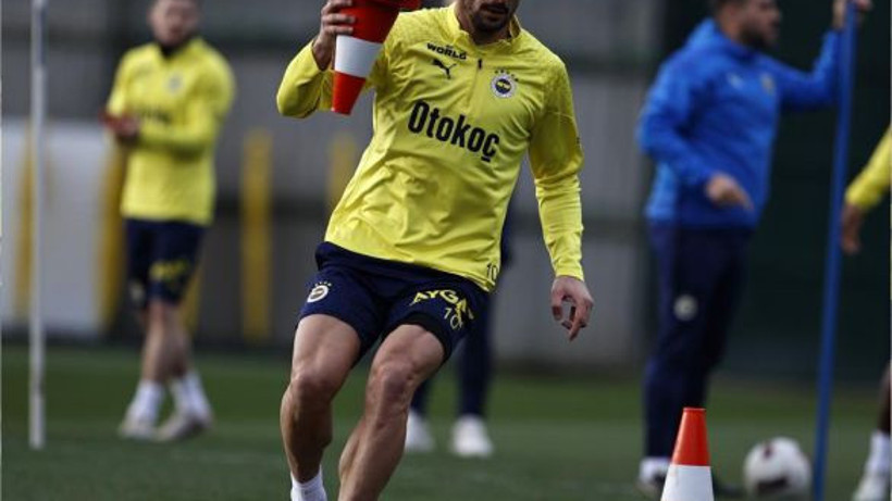 Fenerbahçe, hazırlıklarını tamamlayarak kampa girdi