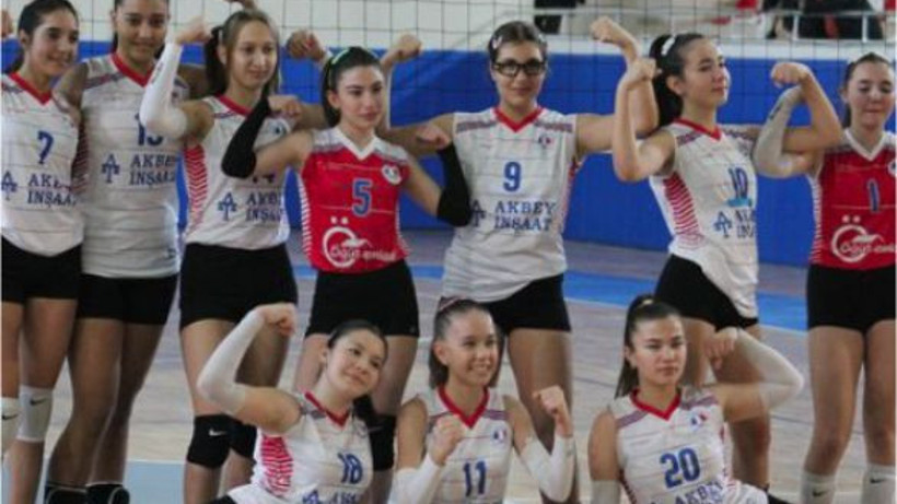 Burhaniye’de Voleybol Turnuvası Başlıyor