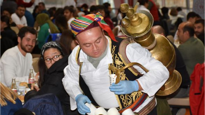 Balıkesir'de Ramazan Gelenekleri Devam Ediyor