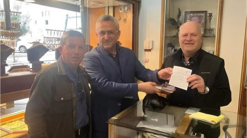 Başkan Semizel Maaşını Öğrencilere Bağışladı