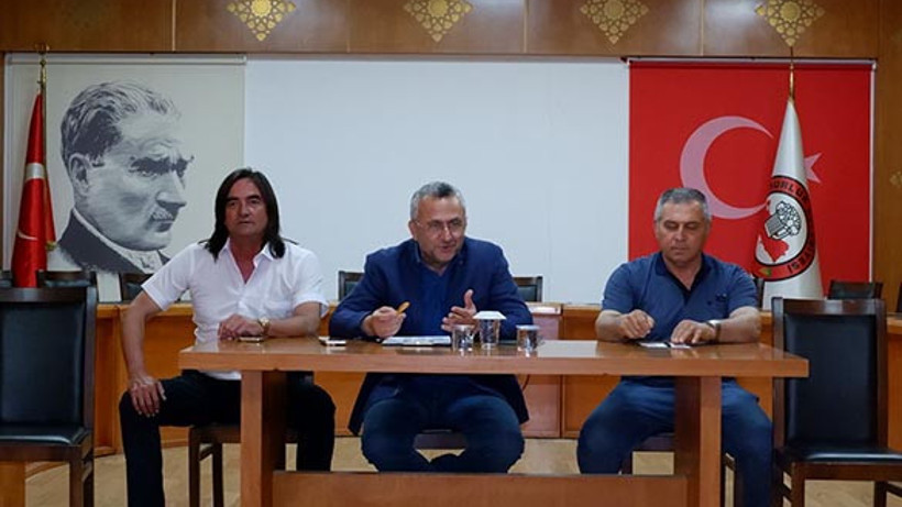 Susurluk Belediye Başkanı, Muhtarlarla Tanışma Toplantısı Düzenledi