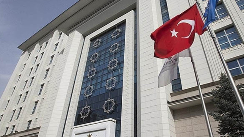 AK Parti'den Sahipsiz Hayvanlar İçin Yasa Teklifi