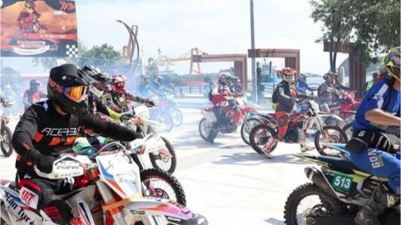 Enduro Tutkunları Marmara Adası'nda Buluştu