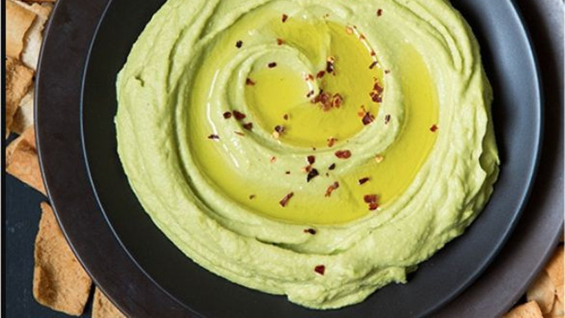 Keyifli Akşam Atıştırmalığı! Avokadolu Humus