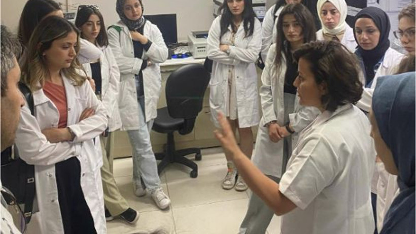 Öğrenciler Burhaniye'de Gıda Kontrolü Laboratuvarını Keşfetti