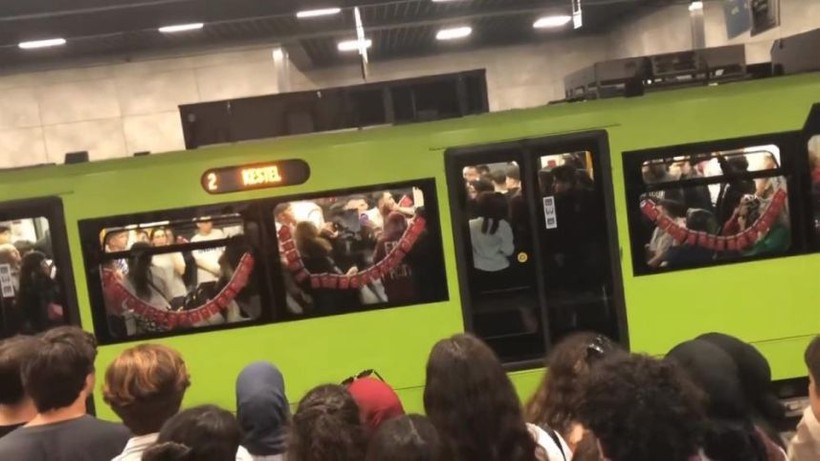 Metro vagonunu ringe çevirdiler
