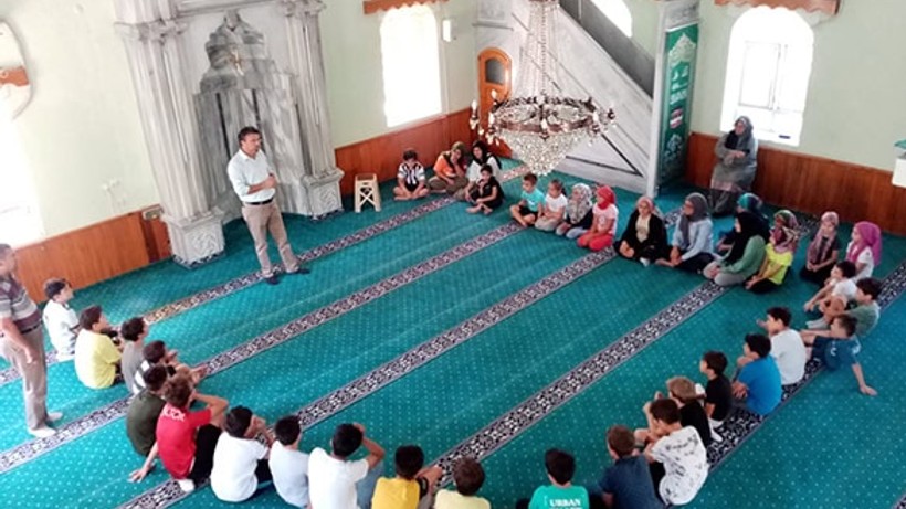 Altıeylül Müftülüğü'nden Tütün ve Teknoloji Bağımlılığına Karşı Eğitim