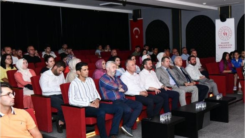 AK Parti'den Demokrasi Günü’nde Birlik Mesajı