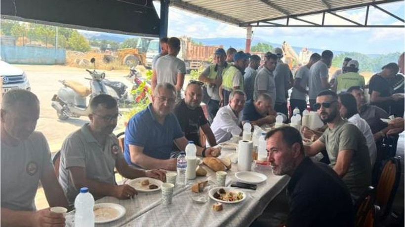Başkan Semizel'den Moral Yemeği