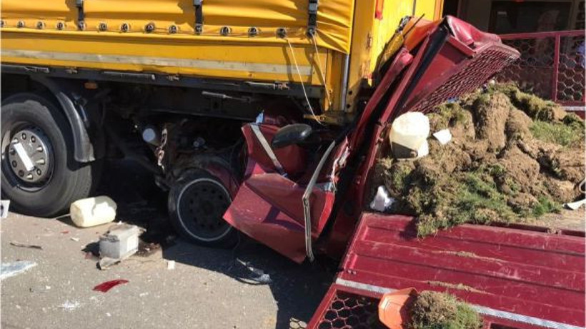 Edremit Yolunda Feci Kaza! 2 Kişi Öldü