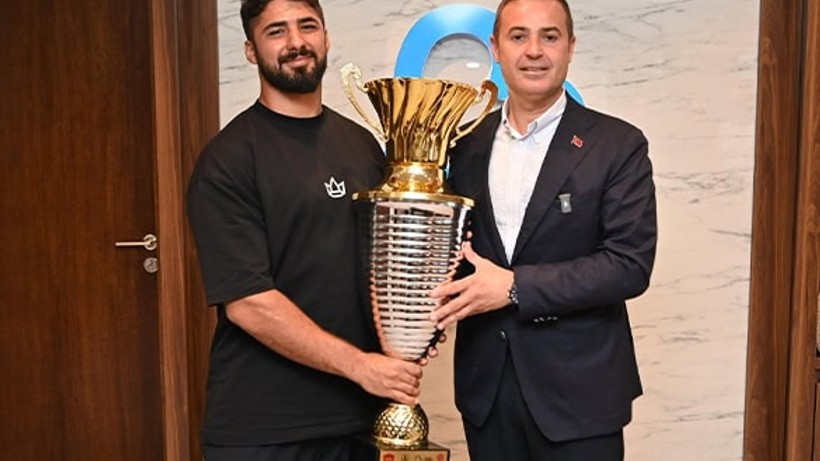 Başpehlivan Enes Doğan’dan Başkan Akın’a Teşekkür Ziyareti