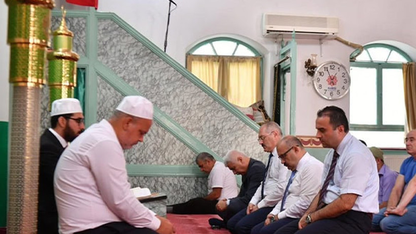 Vali Ustaoğlu Kurtuluş Günü’nde Mevlid-i Şerif’e Katıldı