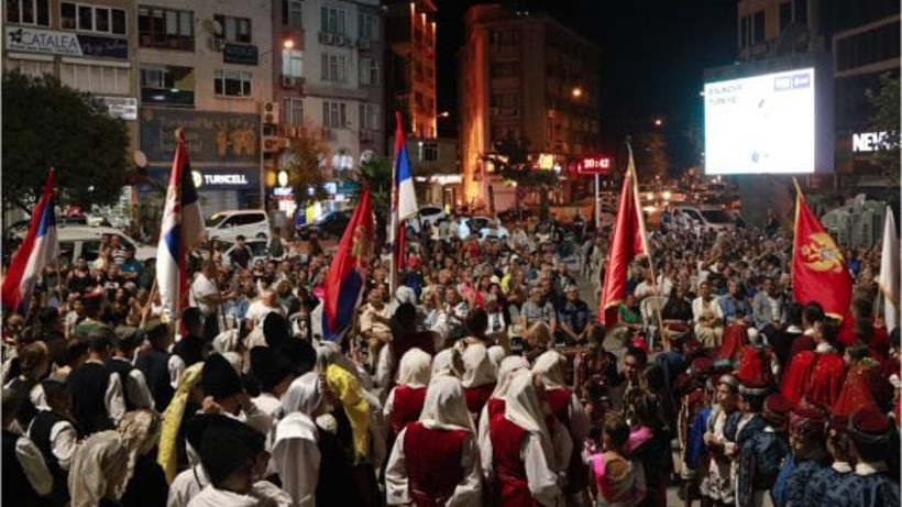 Balkanların Dansı Burhaniye'de İlgi Topladı!