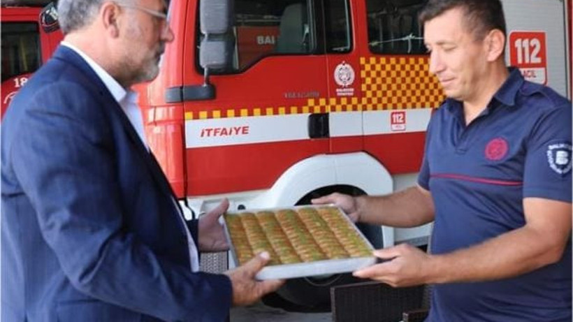 Kepsut’ta İtfaiye Haftası Baklavayla Kutlandı