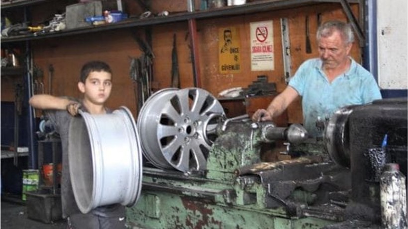 Balıkesir Sanayi Esnafı "Çöp Toplanmıyor"