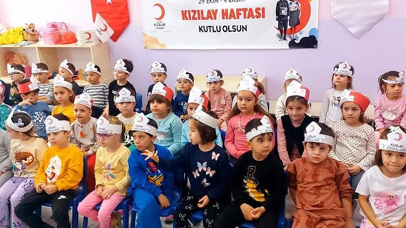 Edremit'te Minik Öğrenciler, Kızılay İle Tanıştı