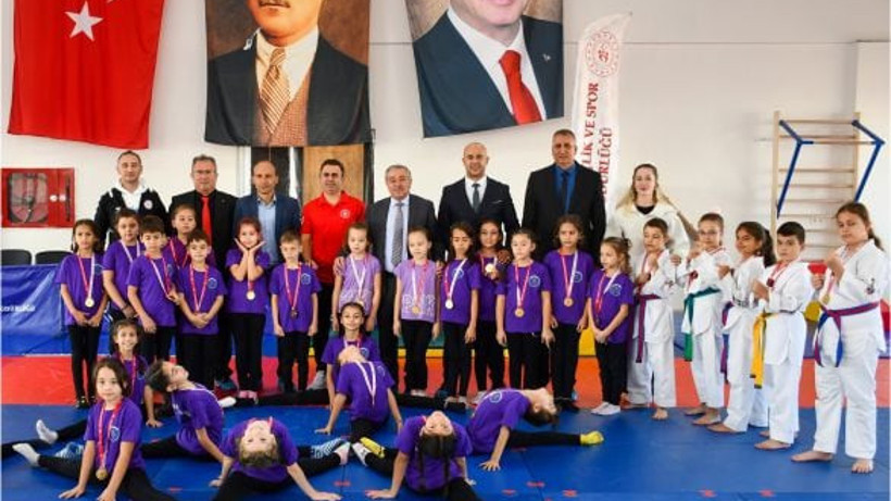 Karesi'de Cimnastik Salonu Sporculara Kapı Araladı