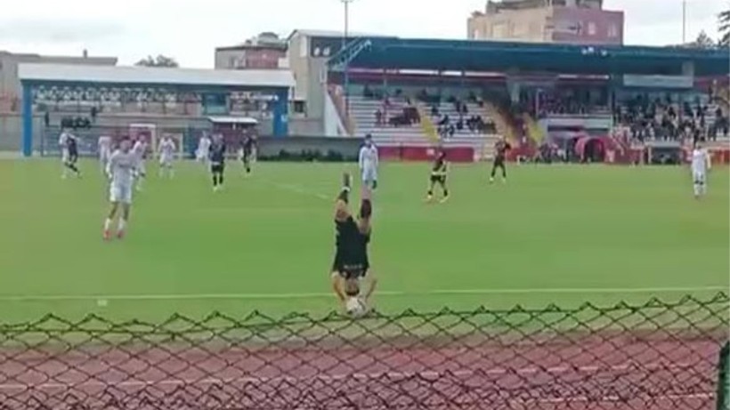 1966 Edremitspor’dan Tarihe Geçecek Taç Atışı Golü!