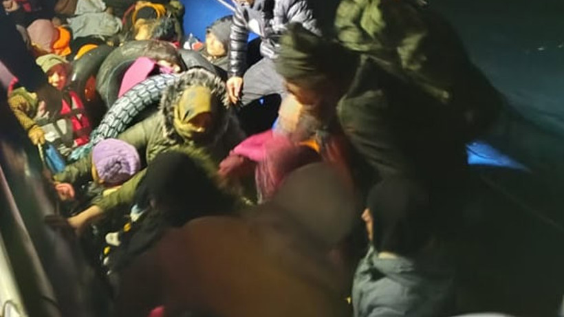 Ayvalık Açıklarında Göçmen Operasyonu, 35 Kişi Yakalandı