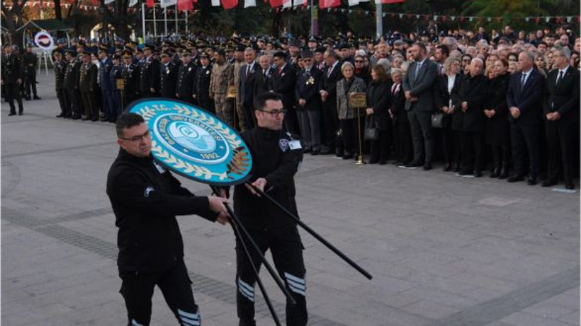 Rektör Oğurlu, Atatürk’ü Anma Töreninde