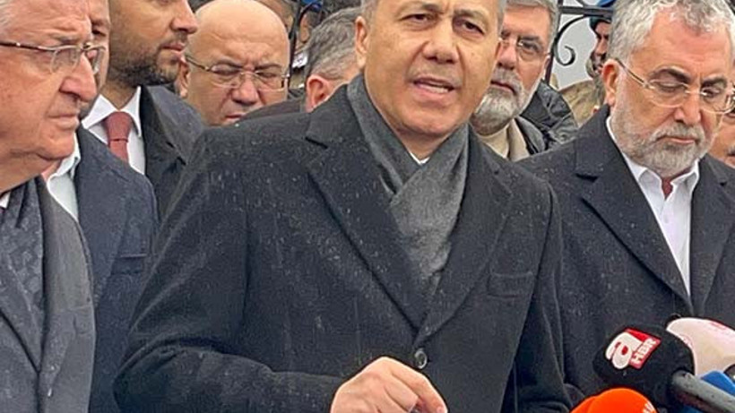 Bakanlar Patlamada Hayatını Kaybedenlerin Cenazelerine Katılıyor