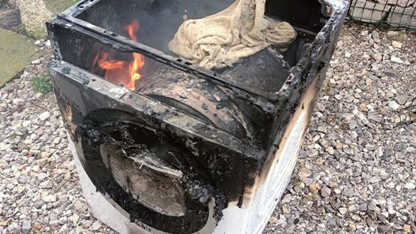 Manyas’ta Çamaşır Makinesi Yangını Paniğe Neden Oldu