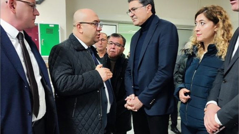 Yoğun Bakımdaki 2 Öğrenci Entübe Edildi