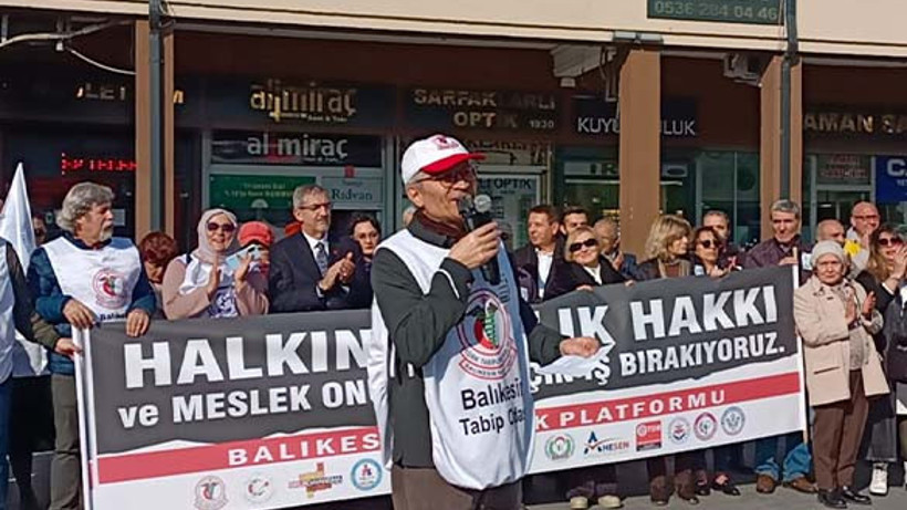 Balıkesir'de Sağlık Emekçilerinden Beşinci Gün Eylemi