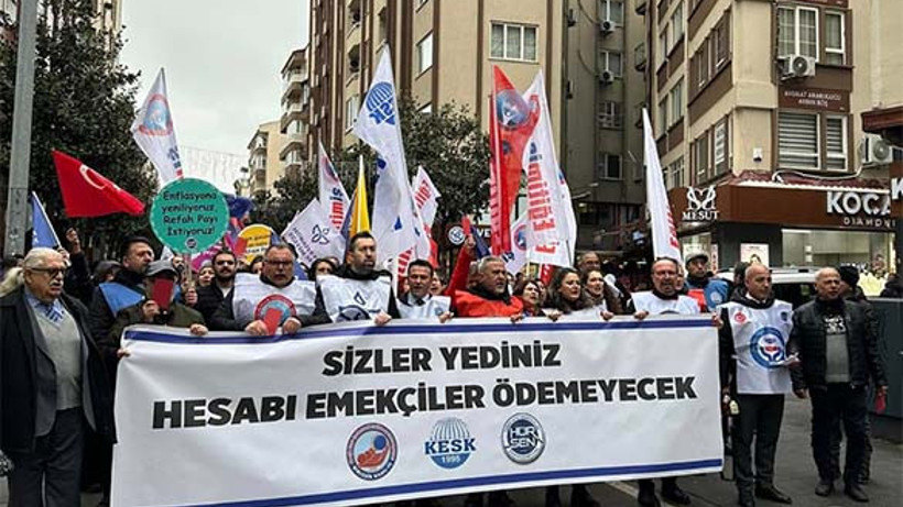 Kamu Emekçilerinden İş Bırakma Eylemi