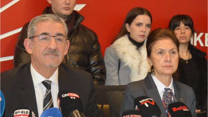 Balıkesir'den Kırmızı Kart Hareketi