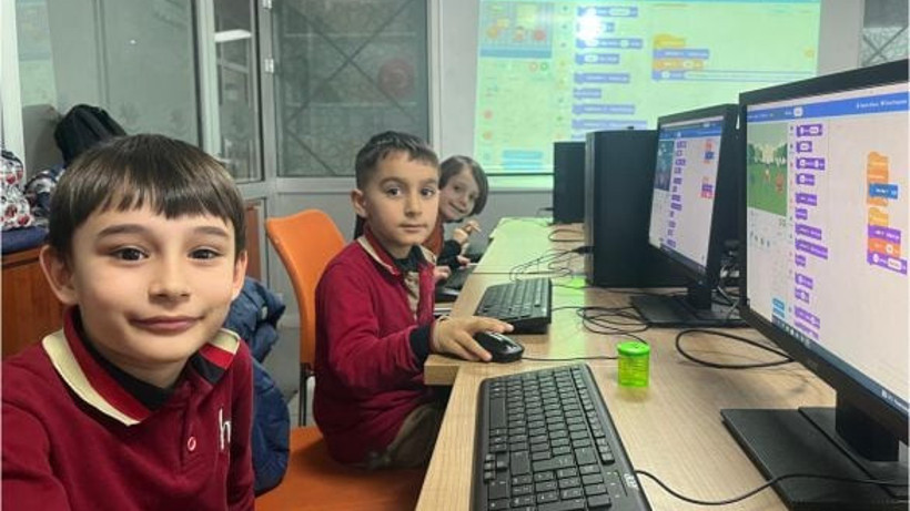 Balıkesir Gençlik Merkezi'nde Yetenekler Keşfediliyor