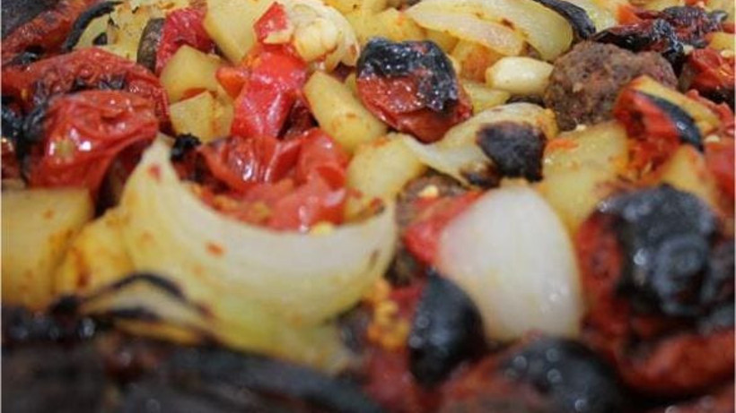 Balıkesir Eti İle Hazırlanan Soğanlı Nefis Et Yemeği