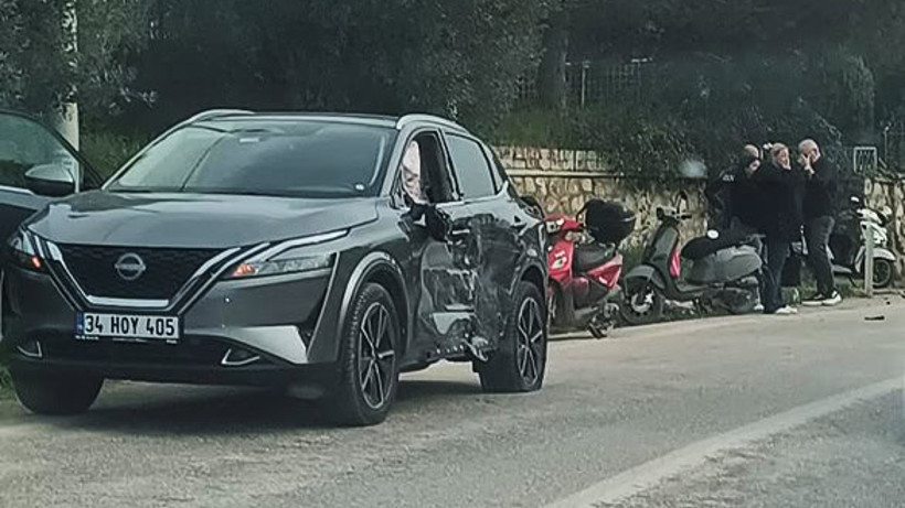 Erdek'te 1 Otomobil ve 2 Motosiklet Çarpıştı, 3 Yaralı