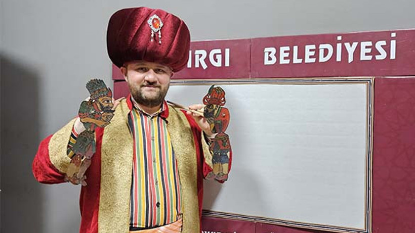 Sındırgı’da 21 Yıldır Hacivat ve Karagöz’e Can Veriyor