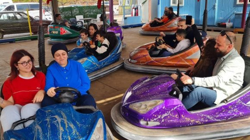 Akçay’da Lunapark Sezonu Erken Açıldı