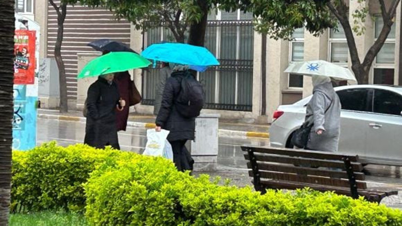 Balıkesir’de Kuvvetli Sağanak Yağış Etkili Oldu